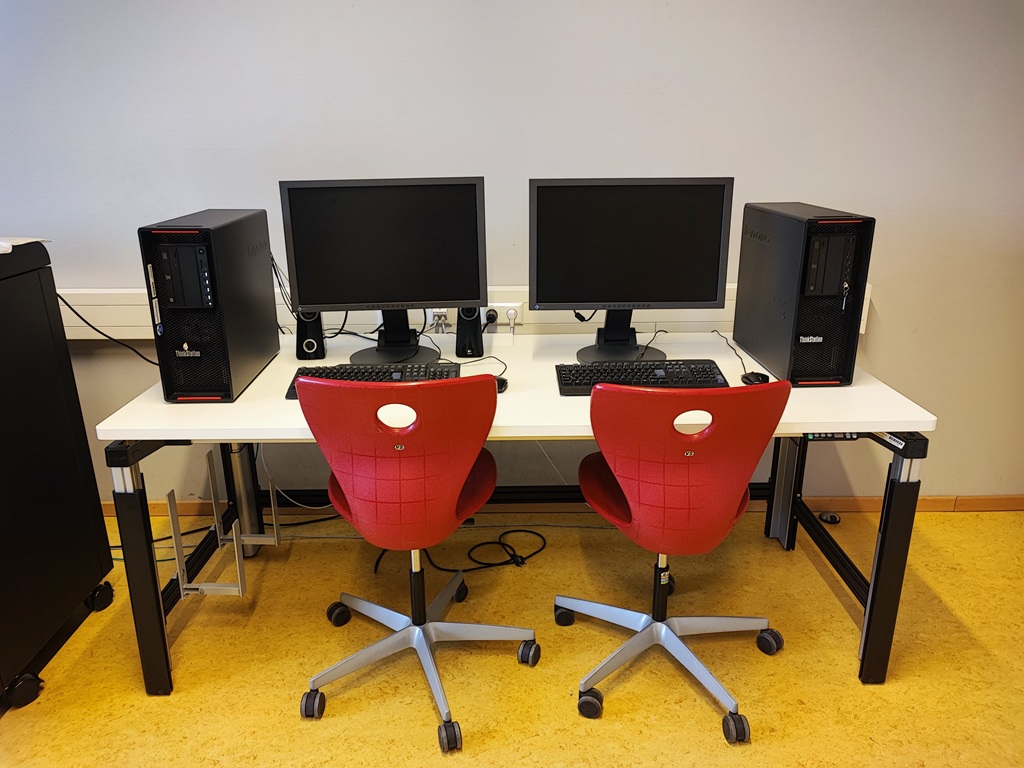 13_PC-Arbeitsplätze