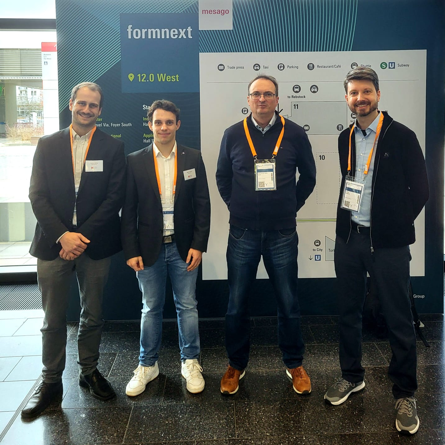 The 4D Printing Group from Offenburg University of Applied Sciences at FormNext in Frankfurt. From left to right: Daniel Kehret, Marvin Henkel, Prof. Dr.-Ing. Stefan Junk, Steffen Schrock